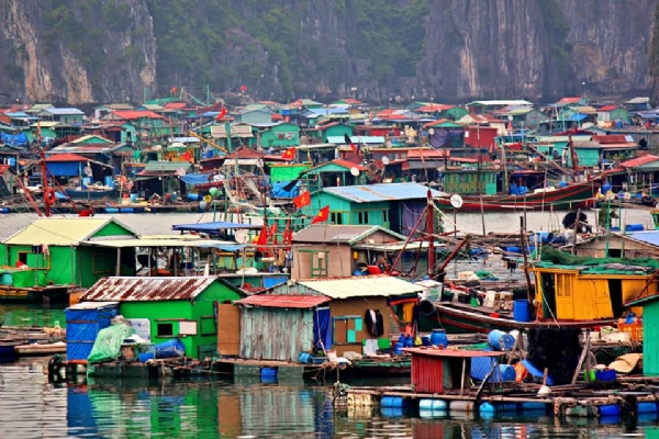 Village flottant de Cai Beo